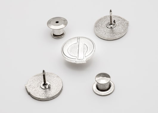 Logo de l’Ordre en épinglette